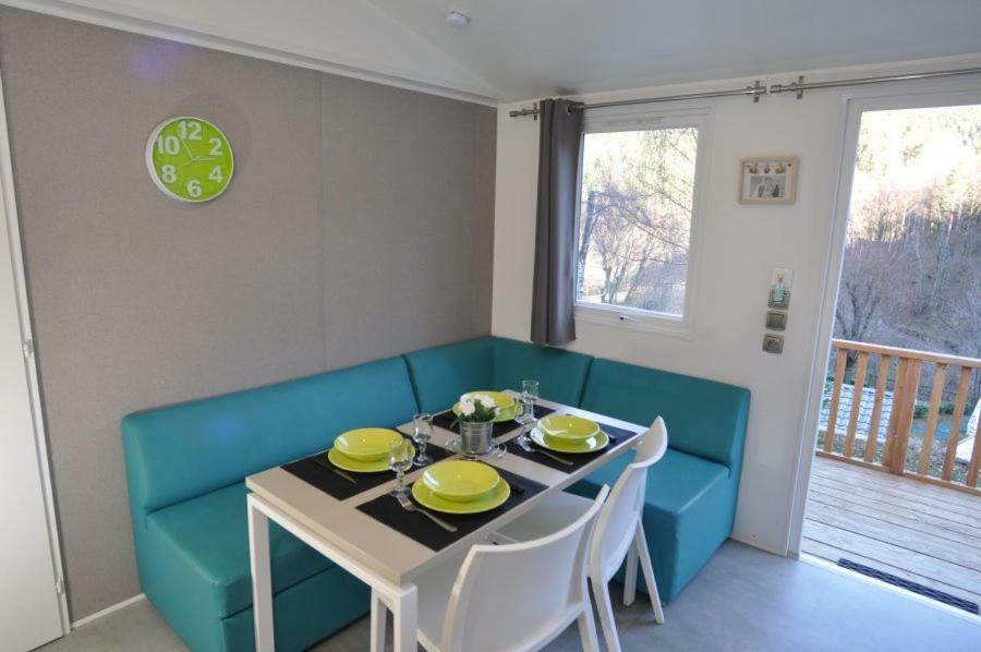 Camping Le Mas Des Sedaries Hotell Villefort  Exteriör bild