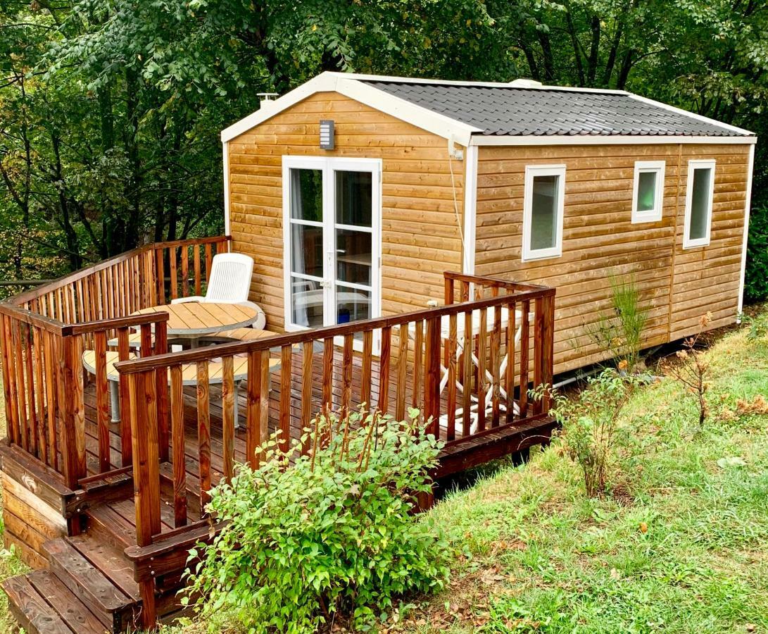 Camping Le Mas Des Sedaries Hotell Villefort  Exteriör bild